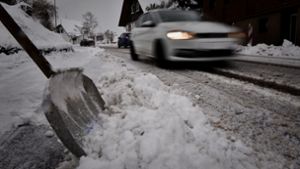 Starker Schneefall sorgt für  Behinderungen und  Unfälle