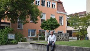 Der Rektor Guntram Haag kritisiert den Sanierungsstau an seiner Schule. Foto: Alexandra Kratz