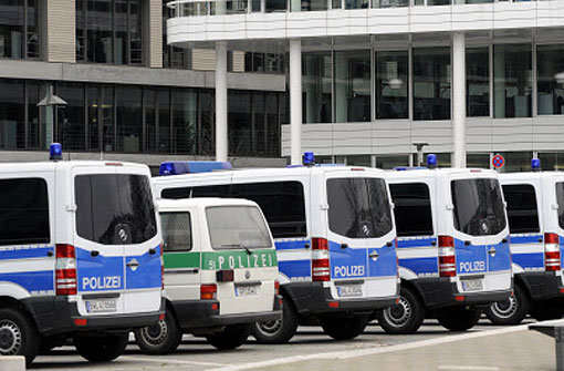 Eine geplante Versammlung der UETD am 3. Oktober vor der MHP-Arena in Ludwigsburg wurde abgesagt - die Polizei wird dennoch vor Ort sein. (Symbolbild) Foto: dpa