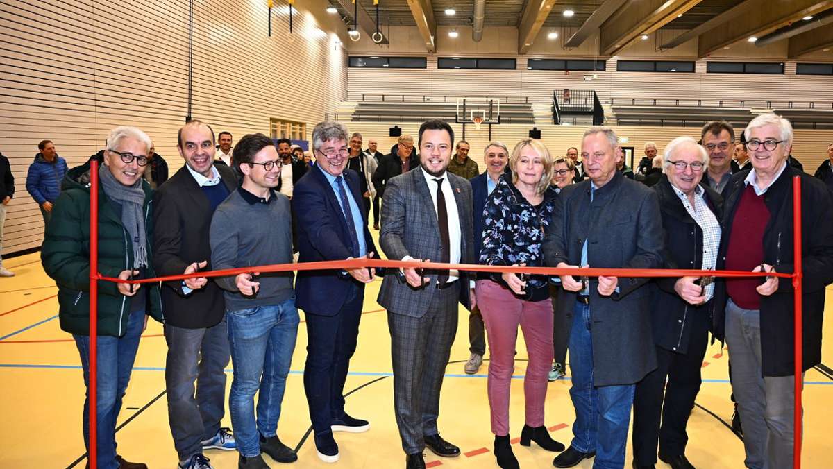 Großprojekt in Steinheim abgeschlossen: Frische Flächen  für Schulen und Vereine