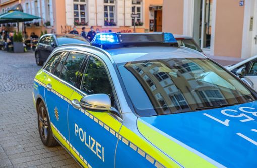 In Neuhausen kam es zu einem Auffahrunfall mit hohem Schaden (Symbolfoto). Foto: imago images/Einsatz-Report24/Fabian Geier