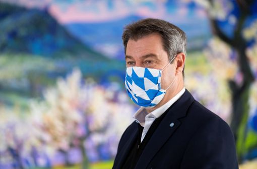Markus Söder (CSU) befürchtet eine unkontrollierte Ausbreitung des Coronavirus vor allem in Städten wie Berlin. Foto: dpa/Sven Hoppe