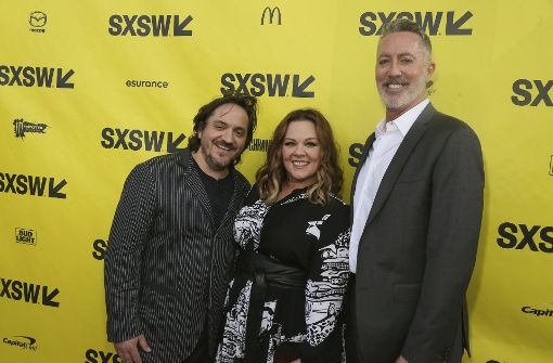 Die Produzenten Melissa McCarthy und Ehemann Ben Falcone (links) sowie Hauptverantwortlicher Michael McDonald beim Filmfestival. Foto: AP