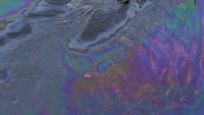 Sabotage: Ölpest bedroht Po