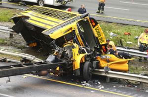 Wie viele Tote es bei dem Schulbus-Unfall gibt, geben die Behörden noch nicht bekannt. Foto: The Daily Record