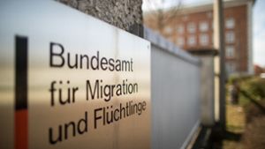 Rund 70 Bamf-Mitarbeiter soll die Asylanträger aus Bremen bearbeiten. (Symbolbild) Foto: dpa