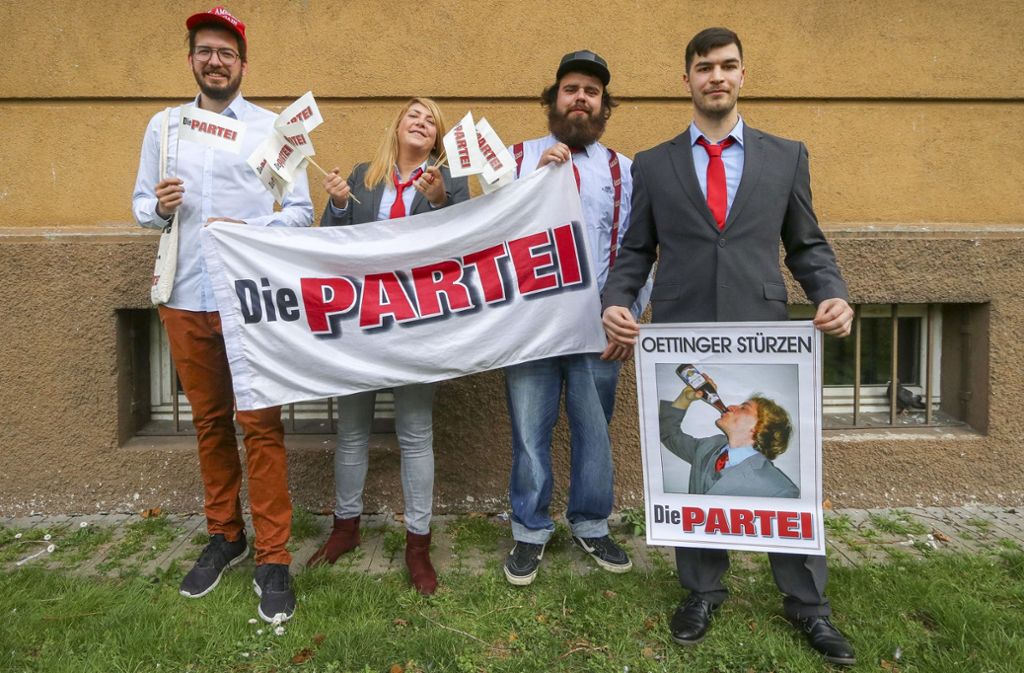 Die Aktivisten der „Partei“ im Kreis: OB-Kandidat Konrad Kling, Jasmin Akkas, Merlin Gerath und der Kreisvorsitzende Marcel Rühle (von links).