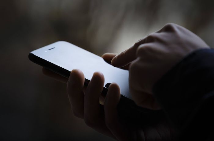 Festnahme in Stuttgart-Vaihingen: 16-Jähriger will mit dreister Masche Smartphone stehlen