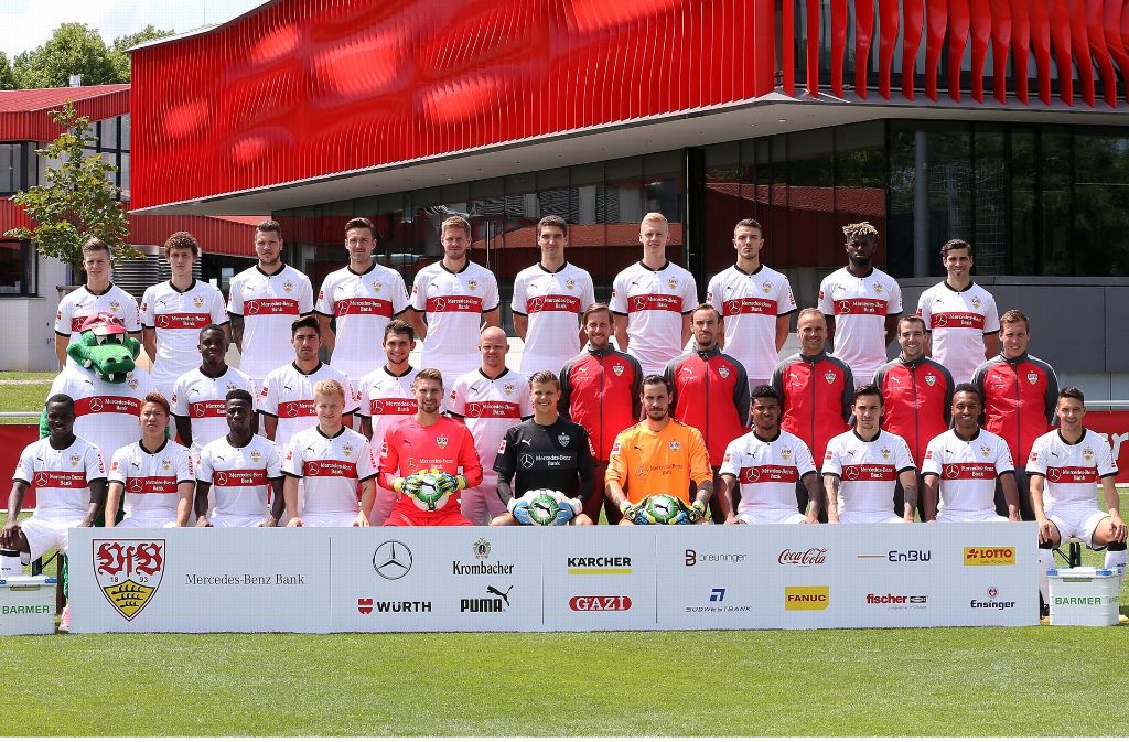 Das neue Mannschaftsfoto des VfB Stuttgart von vorne