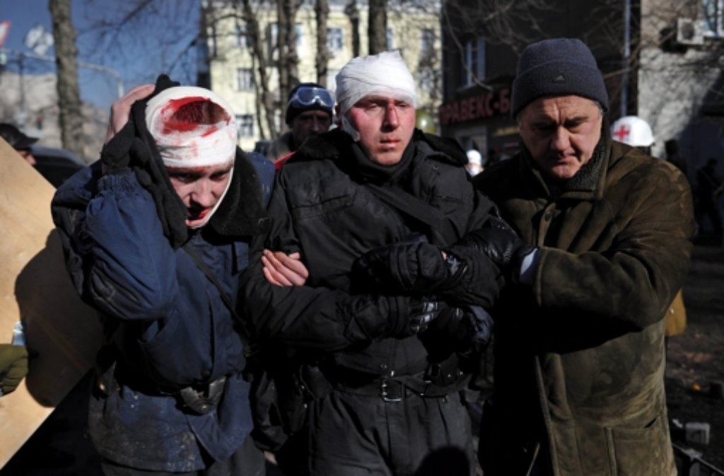In Kiew eskaliert die Gewalt. Viele Menschen werden verletzt, es gibt auch Tote.