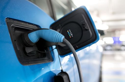 Für die Messung der Reichweite des  E-Autos gelten künftig neue Regeln – doch sie sind unter dem Strich weniger hart als die für Benziner und Diesel. Foto: dpa