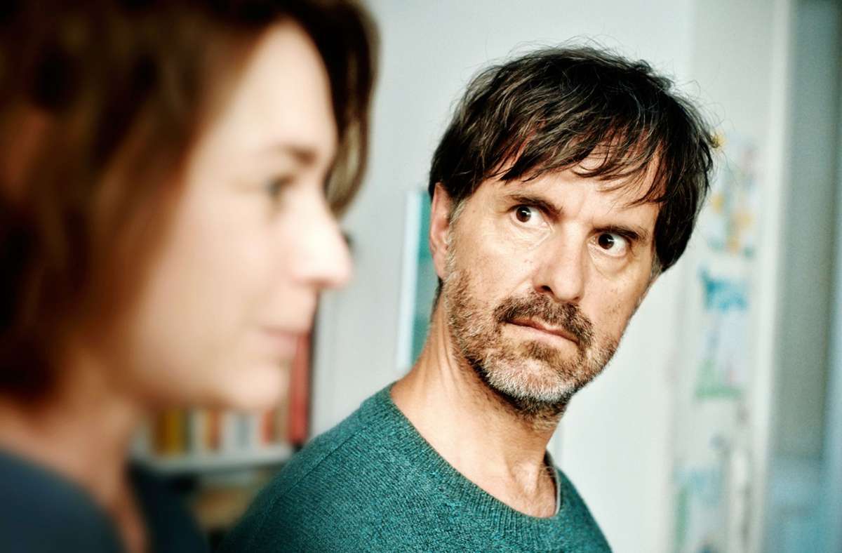 Ein Paar macht „Pause“:  Christoph Maria Herbst mit Christiane Paul im aktuellen Kinofilm „Es ist nur eine Phase, Hase“.