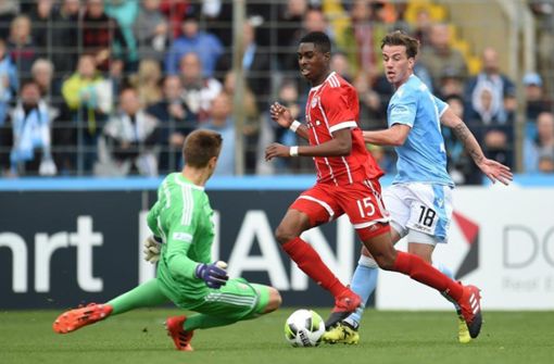 Maxime Awoudja bleibt im roten Trikot – künftig für den VfB Stuttgart. Foto: dpa