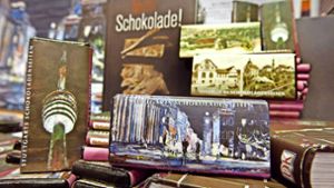 Das leckere Schokoladenvergnügen gibt es mittlerweile auch in der Fairtrade-Variante inklusive Heimatgefühl, etwa bei der Degerloch-Schokolade. Foto: Archiv Steinert