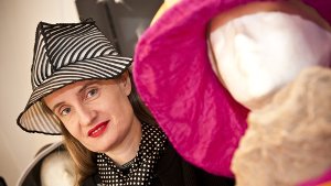 Ihr Erfolg reicht bis Hollywood: Die Esslinger Designerin Birgit Sophie Metzger mag’s  bei ihren Hüten verrückt bis klassisch. Klicken Sie sich durch unsere Bildergalerie. Foto: Leif Piechowski