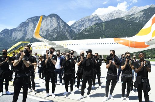 Die österreichische Nationalmannschaft musste während des Turniers viel reisen. Foto: dpa/Robert Jaeger