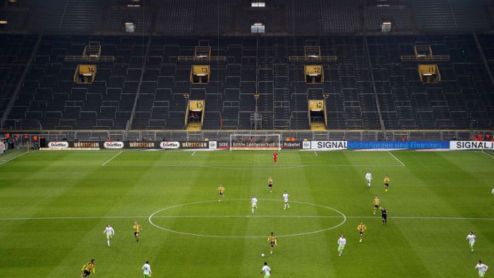 Gesperrte Südtribüne schmerzt Borussia Dortmund