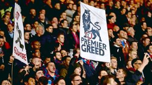 Die angebliche Gier in der Premier League ist vielen Fans ein Dorn im Auge. Foto: Getty