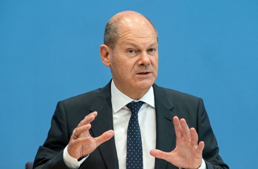 Finanzminister und SPD-Kanzlerkandidat Olaf Scholz ist überzeugt, dass es richtig war, während der Coronakrise nicht aufs Geld zu achten. Foto: dpa/Bernd von Jutrczenka