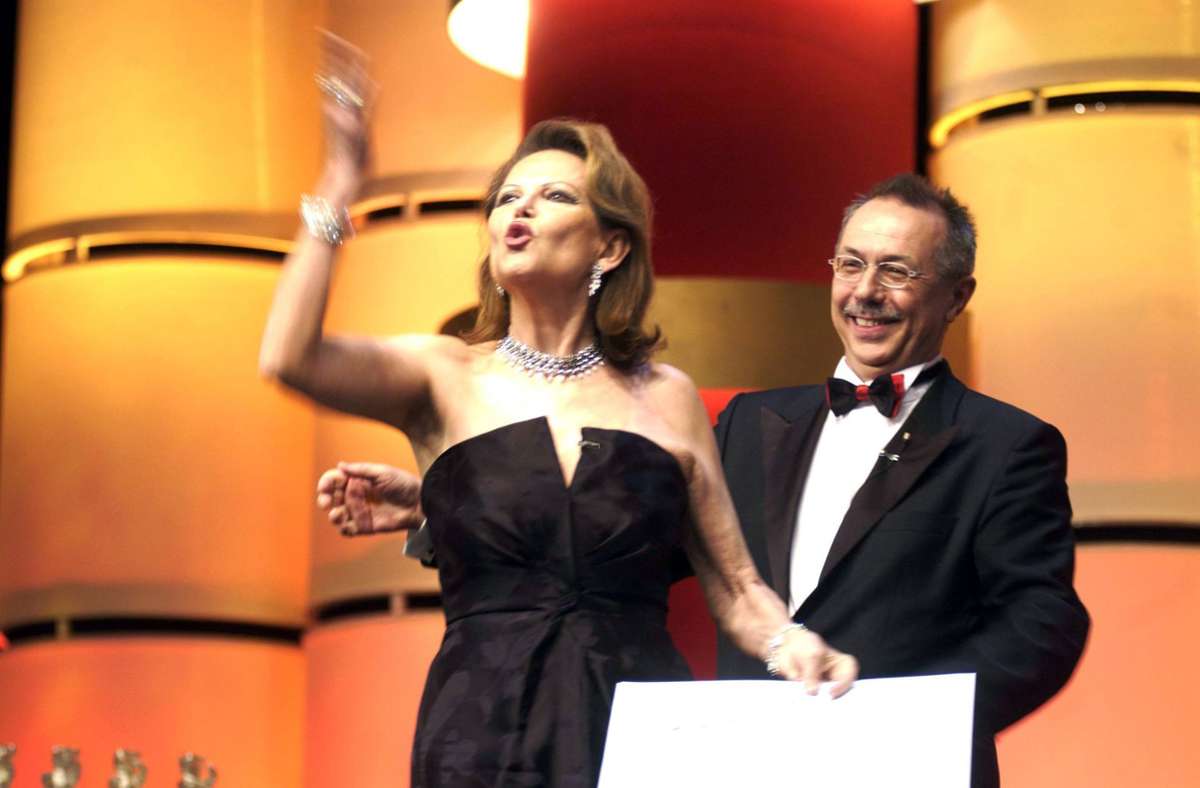 Dieter Kosslick und Claudia Cardinale 2004