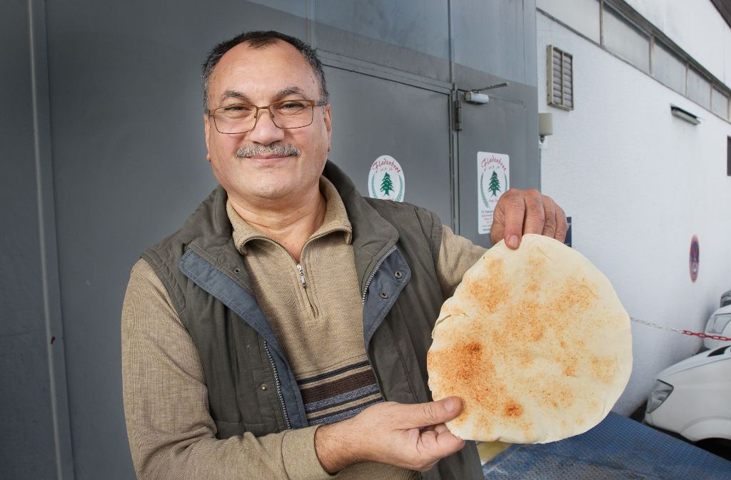 Fladenbrot-Chef Abdel Razzak Al-Khakani hat sich mit der Fladenbrot-Bäckerei einen Traum erfüllt.