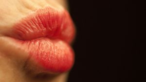 5 Dinge, die  Sie übers Küssen wissen müssen