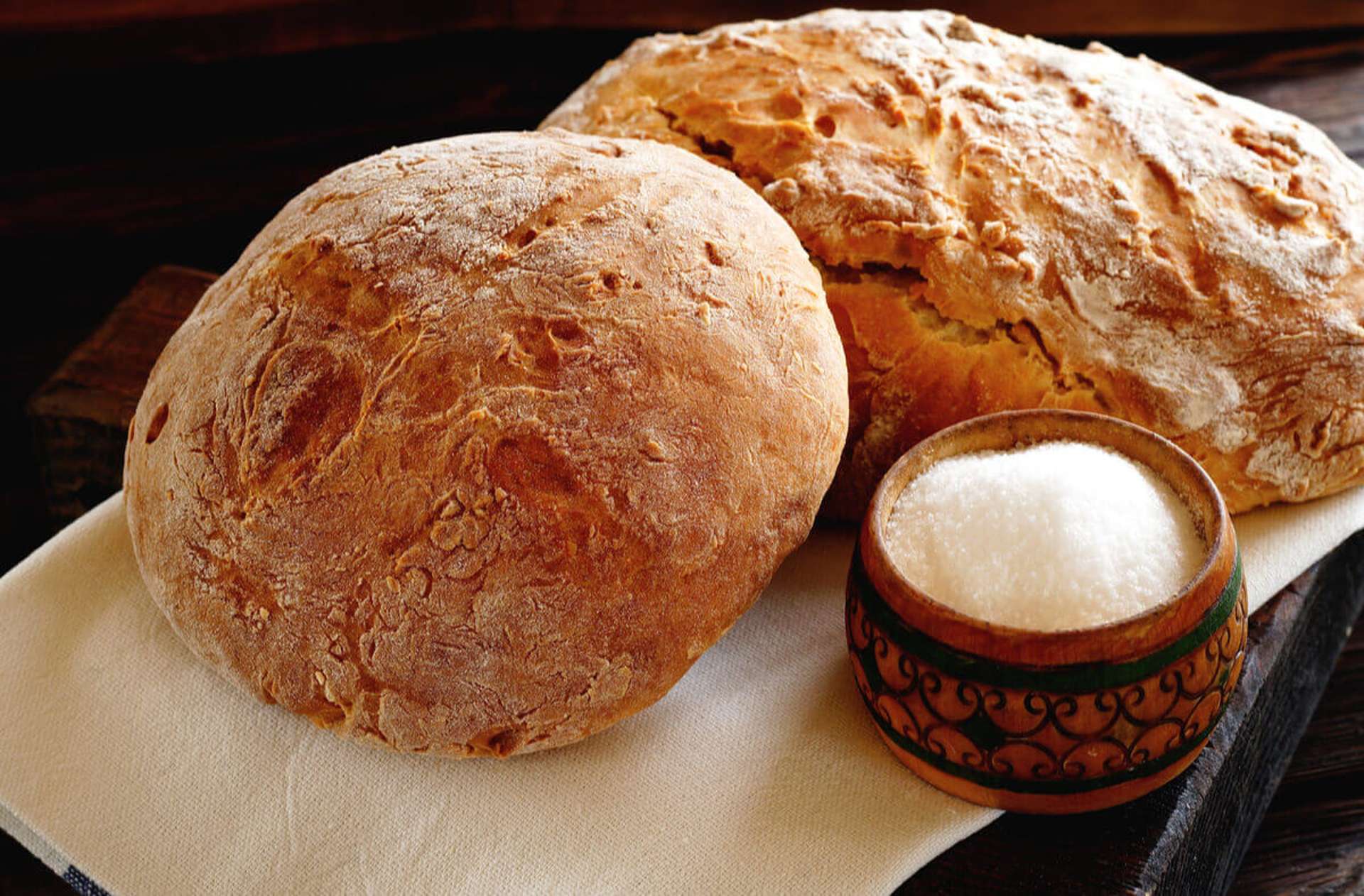 Warum schenkt man Brot und Salz zum Einzug?
