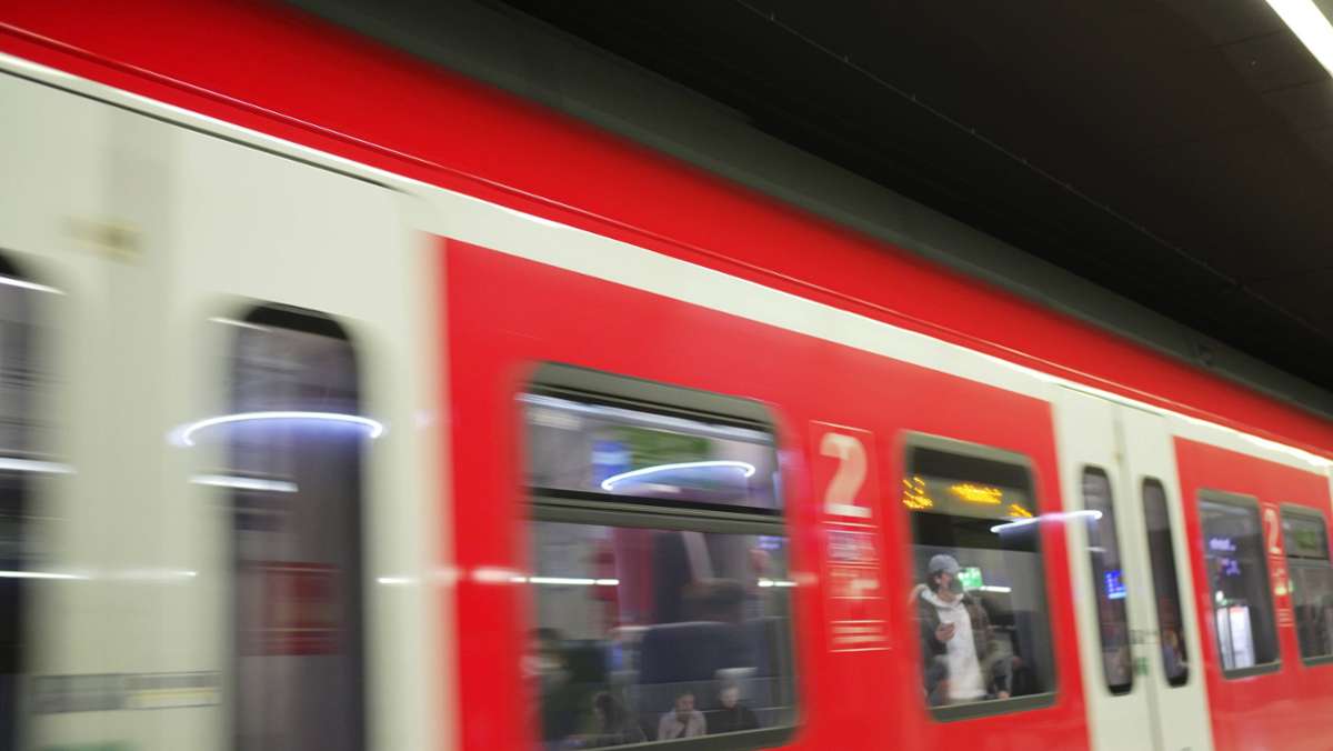 Vorfall im S-Bahn-Netz: Warum die Polizei eine S-Bahn aufhielt