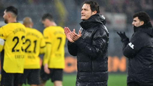 Dortmunds Trainer Edin Terzic nach dem Bundesligaspiel zwischen dem BVB und Mainz 05. Mit dem Ausscheiden von RB Leipzig aus der Champions League hat sich Dortmund einen Platz bei der Club-WM 2025 gesichert. Foto: AFP/UWE KRAFT