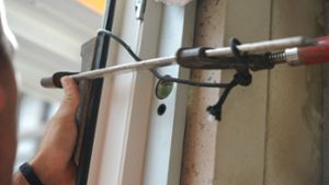 Die Gemeinde Pleidelsheim gewährt den Betroffenen  Zuschüsse für den Einbau von Lärmschutzfenstern. Foto: dpa/Emily Wabitsch