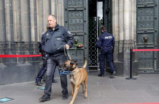 Der Kölner Dom war am Freitagmorgen zeitweise für Besucher gesperrt. Foto: dpa