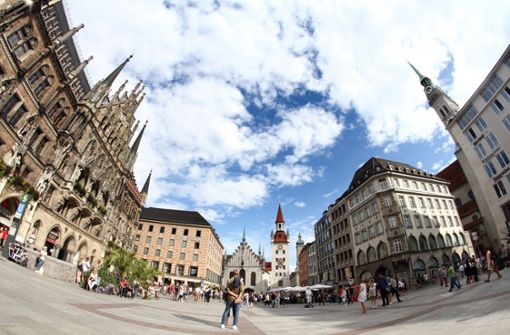 München hat eine kritische Marke bei den Corona-Infektionen überschritten. Foto: imago images/Ralph Peters