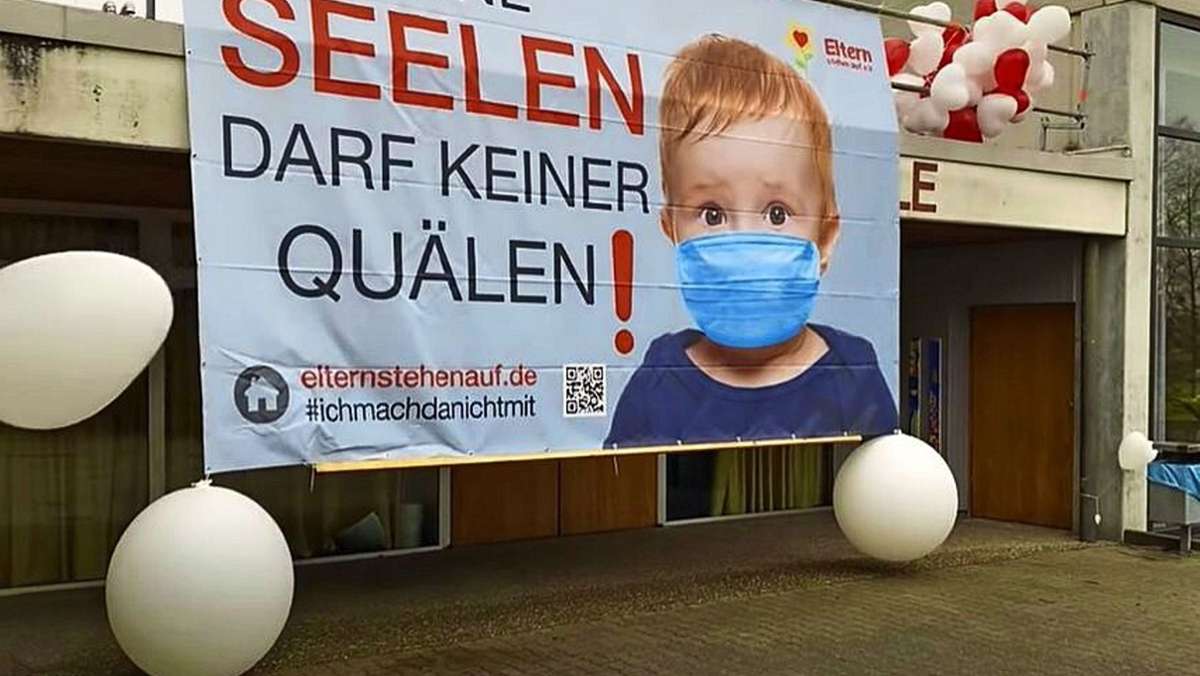 Protestplakat in Stetten: Schule überrumpelt von Aktion gegen Maskenpflicht