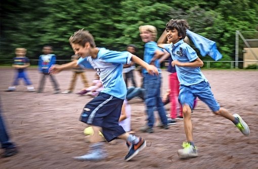 Spiel, Spaß und Action: Auf einer Waldheimfreizeit ist es selten langweilig. Foto: Achim Zweygarth