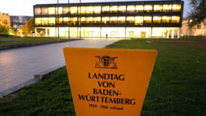 In den Landtag wollen viele Kandidaten – wer wird es aus dem Stuttgarter Wahlkreis IV heraus wohl schaffen? Foto: dpa/Bernd Weissbrod
