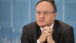 SPD-Fraktionschef Andreas Stoch fordert Ministerpräsident Kretschmann auf, die Betriebsräte der Autobranche doch zum Autogipfel einzuladen. Foto: dpa