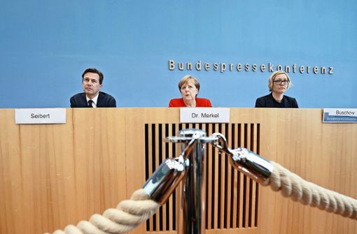 Klassisches Bild: Angela Merkel stellt sich in der Bundespressekonferenz den Fragen der Journalisten. Foto: dpa
