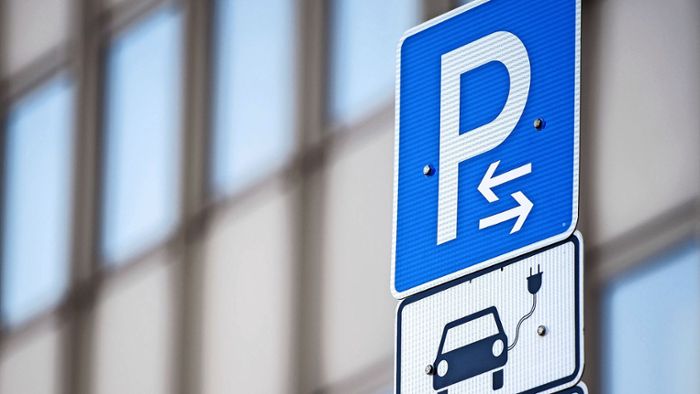 Wo parken Elektroautos kostenlos?