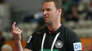 Mit dabei im Camp: Handball-Bundestrainer Dagur Sigurdsson Foto: dpa