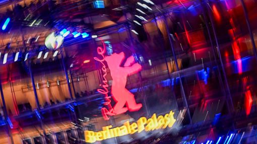 Das Logo der Berlinale am Berlinale Palast. Foto: Jens Kalaene/dpa