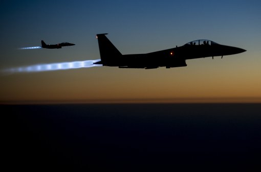 Zwei US-Kampfjets über Syrien. Foto: dpa