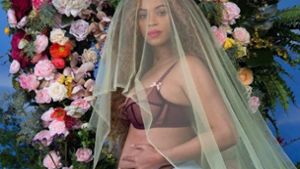 Beyoncé zeigt uns ihren Babybauch