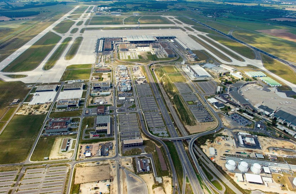 ür den noch immer nicht eröffneten neuen Hauptstadtflughafen werden die Ausbaupläne konkreter. Foto: dpa-Zentralbild