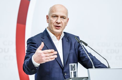 Als Brückenbauer gefragt: CDU-Spitzenkandidat Kai Wegner braucht Grüne oder SPD zum Regieren Foto: dpa/Axel Heimken