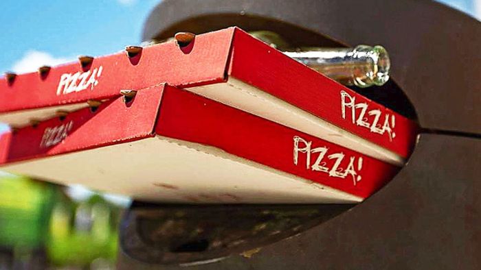 Spezielle Abfalleimer für Pizzakartons gefordert