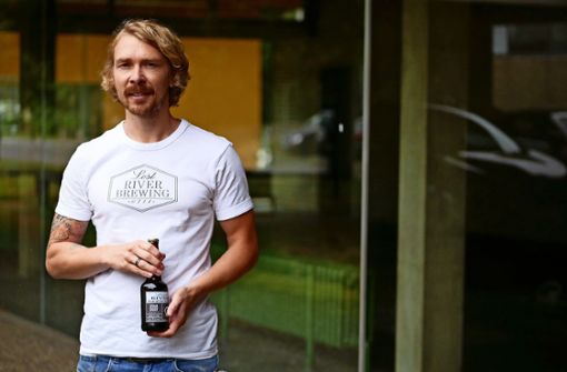 Sven Fuchs möchte sein Bier an der Universität Hohenheim verkaufen. Foto: Eileen Breuer