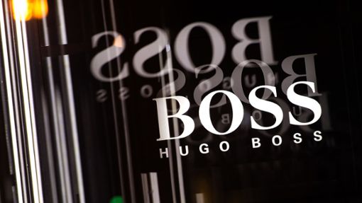 Logo des Metzinger Modekonzerns Hugo Boss. (Archivfoto) Foto: dpa/Sebastian Gollnow
