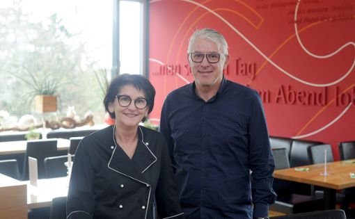 Regina und Armin Jäger kochen seit 10 Jahren auf der Schillerhöhe. Foto: Werner Kuhnle