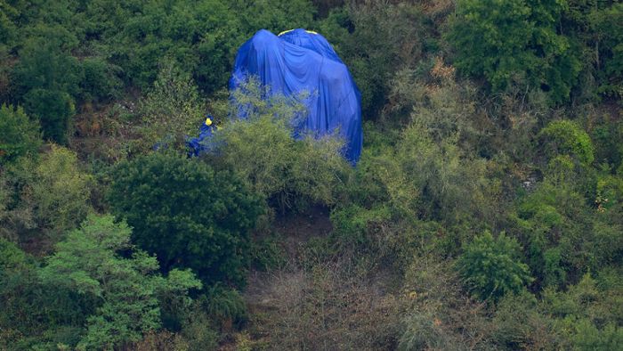 Heißluftballon mit sieben Menschen abgestürzt - ein Toter