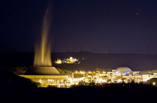 Im Atomkraftwerk Neckarwestheim soll noch bis längstens Ende 2022 Strom produziert werden. Foto: Jürgen Fälchle - stock.adobe.com